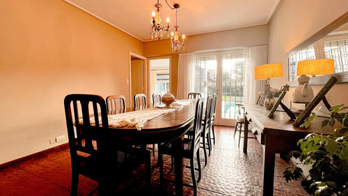 Venta Chalet Estilo | Barrio Los Troncos | Mar Del Plata
