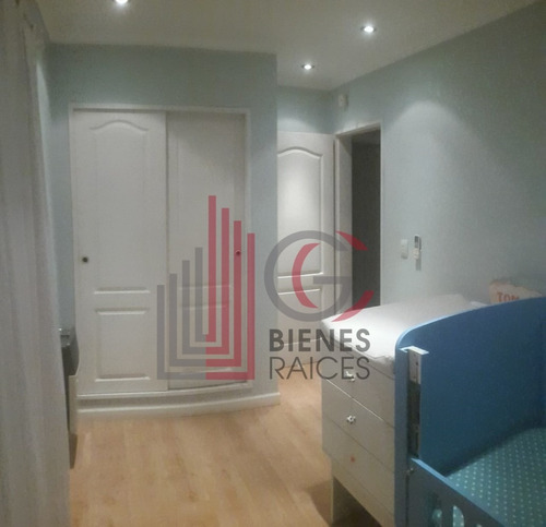 Imagen 8 de 13 de Casa En Lujan Centro Con Detalles De Categoria. Oportunidad!