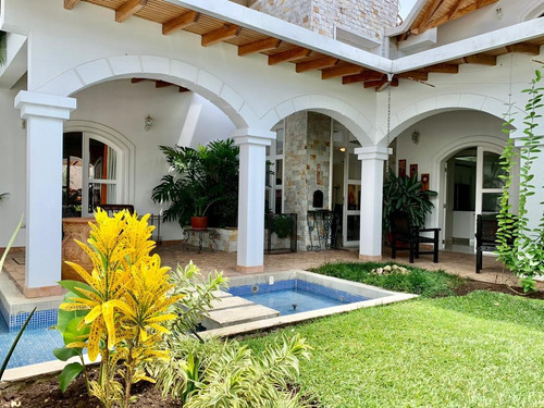 Imagen 3 de 13 de Se Vende Casa En Pueblo Nuevo