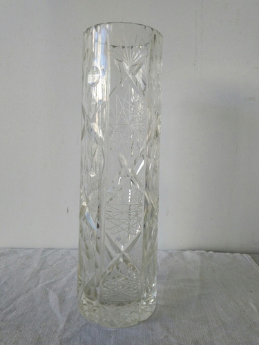 Antiguo Florero De Cristal Tallado - 33.5 Cms