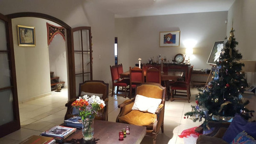 Imagen 2 de 30 de Venta Casa 4 Ambientes Garage - Saavedra