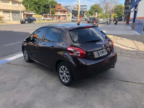 Peugeot 208 Allure 1.6 Tiptronic