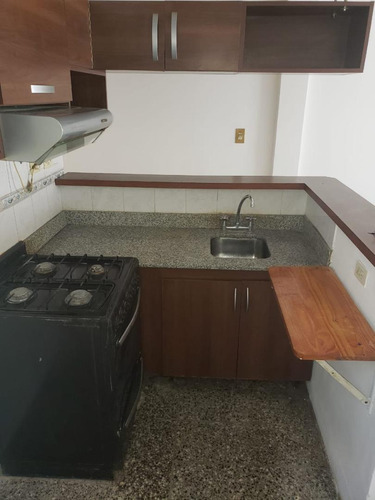 Imagen 9 de 12 de Departamento De 3 Ambientes En Venta En Castelar Norte