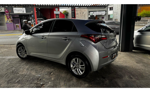 Hyundai HB20X 1.6 16V PREMIUM FLEX 4P AUTOMÁTICO