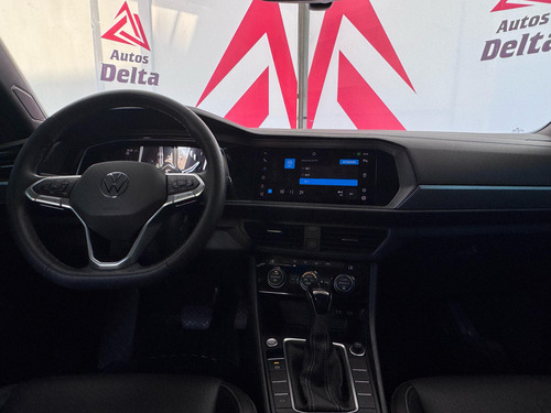 Volkswagen Jetta 2.5 Sportline Tiptronic At