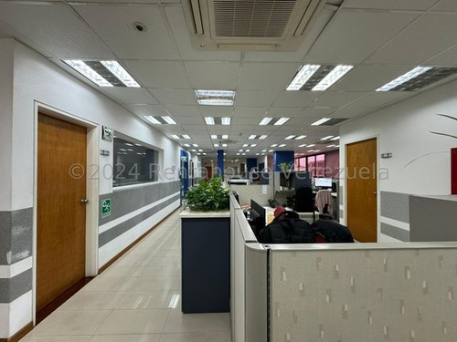 Edificio Moderno Con Terraza En Venta Los Dos Caminos Caracas Oportunidad De Inversion