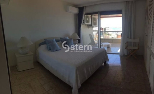 Venta Apartamento 3 Dormitorios, Playa Mansa, Punta Del Este- Ref: 33