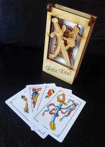 Imagen 2 de 3 de 35 Cajas Souvenir Truco Naipes Chin Chon Madera Fibrofacil