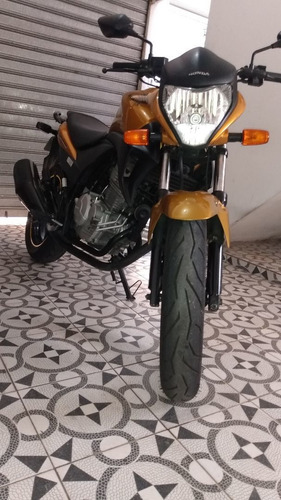 Imagem 2 de 9 de Honda Cb 300r