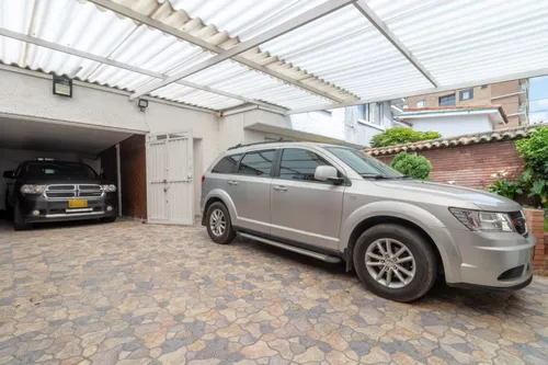 Casa En Venta En Pasadena. Cod V8780