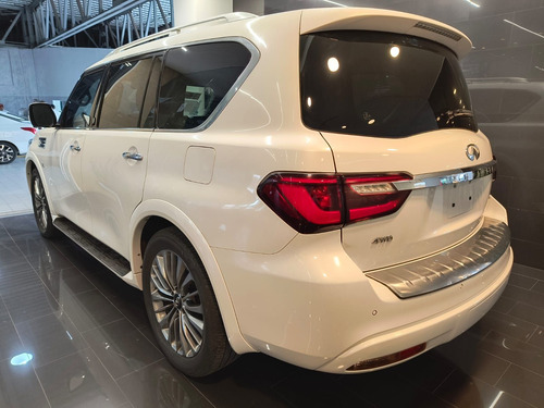 Infiniti QX80 5.6 Sensory 8 Pasajeros At