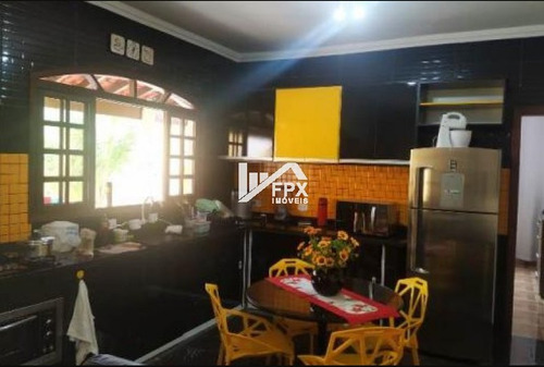 Casa Em Itanhaém, Lado Praia Á 200 Metros Do Mar Ca297
