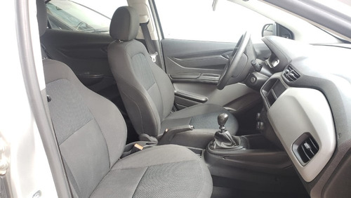 Chevrolet Onix 2017 1.0 Joy 5