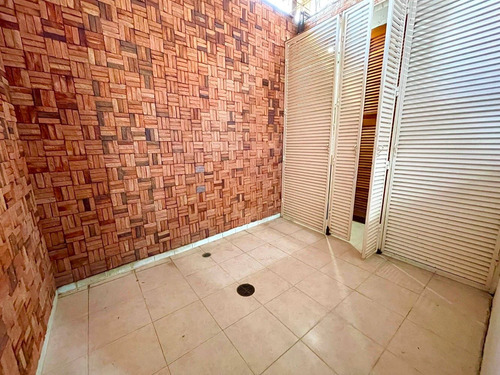 Imagen 12 de 14 de Casa En Venta En Barcelona C.r Villa Gaviota