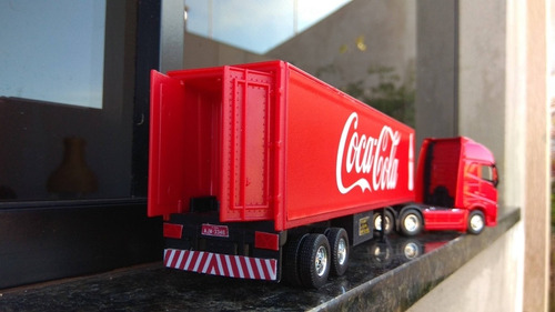 Miniaturas De Carretas Volvo Escala 1/64 Coca Cola Coleção 