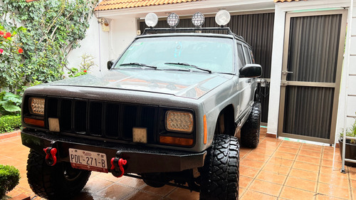 Jeep Cherokee Xj , 4x4, Aut. 1998