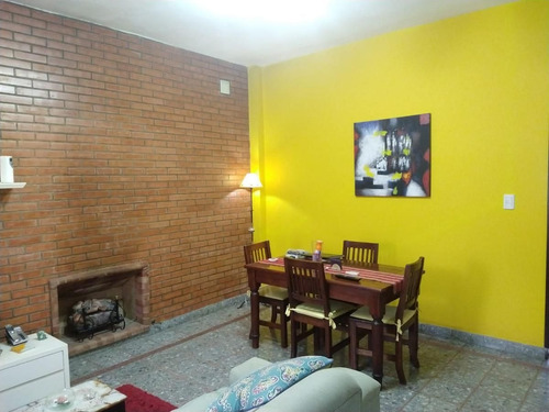 Imagen 9 de 17 de Casa 3 Ambientes Parquizado Y Cochera
