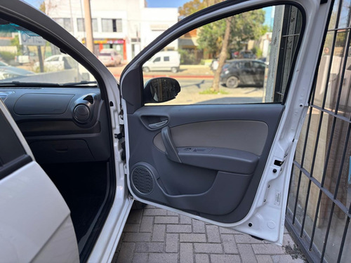 Fiat Palio 1.6 Essence 115cv