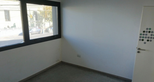 Imagen 3 de 7 de Moderna Oficina En Distrito Tecnológico Parque Patricios (nuevo Precio!!!)