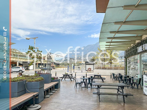 Renta De Local Comerciales De 303.78 M2 Al Poniente De San Pedro