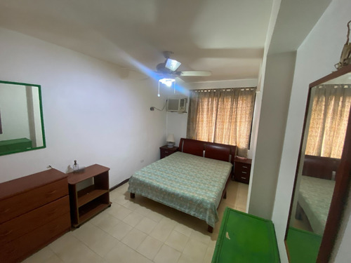 Imagen 7 de 16 de Apartamento En Alquiler Playa Grande . Mls #23-11527. Yolanda Goncalves
