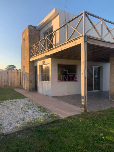 Hermosa Casa En Venta!