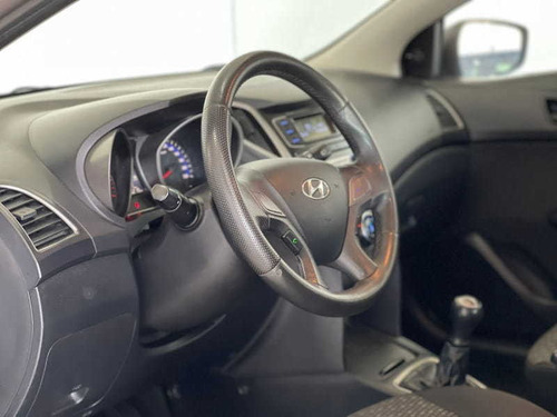 Imagem 8 de 15 de Hyundai Hb20 1.0m Comfor 2017