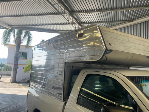 Camper Termico Para Ram 1500 En Acero Inoxidable