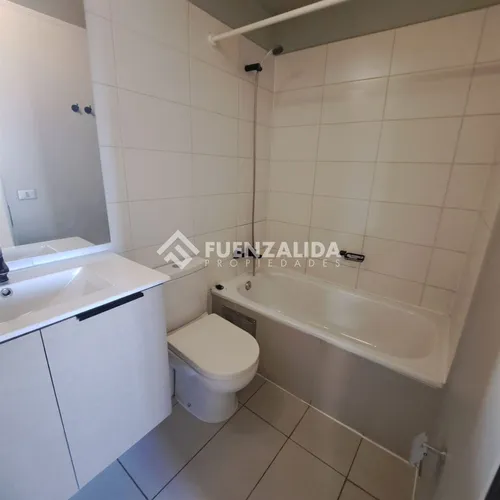 Departamento Seminuevo En Venta De 2d/1b Metro Lo Ovalle