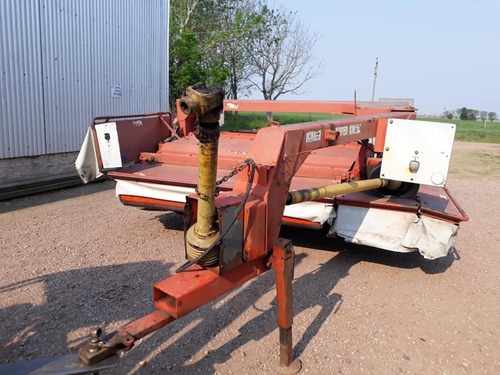 Segadora Acondicionadora Kuhn 300
