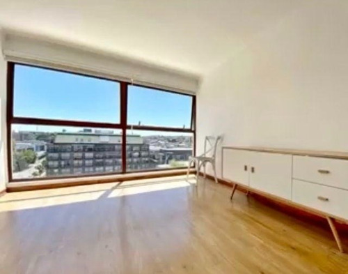 Amplio Dúplex Uso Comercial O Habitacional, Valle Escondido