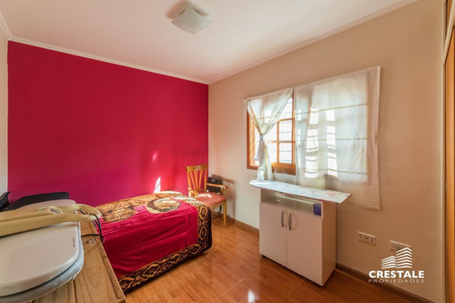 Imagen 7 de 24 de Casa 3 Dormitorios En Venta. Patio Con Parrillero - Fisherton