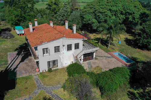 Casona Con 1.3 Hectáreas, Ubicada En Ejido Nogoyá