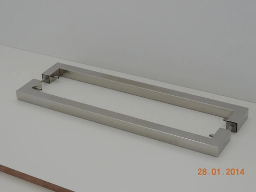 Imagem 2 de 9 de Puxador Duplo Fixo Aço Inox 30cm Pé Peçaneta Maçaneta Porta