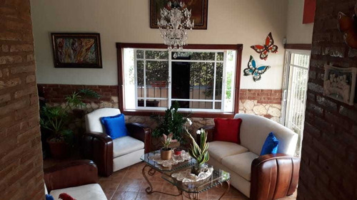 Imagen 5 de 14 de Vendo Casa Mao 346 M2 Const. Piscuzzi 3hab 4 Baños 2parqueo