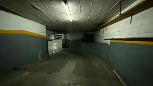Marcelo T Alvear 1300 Cochera En Venta Cubierta Barrio Norte