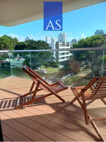 Apartamento 2 Dormitorios 2 Baños En Excelente Torre 1 Cuadra Del Mar