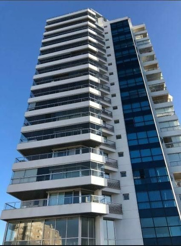 Departamento En Venta En Playa Mansa