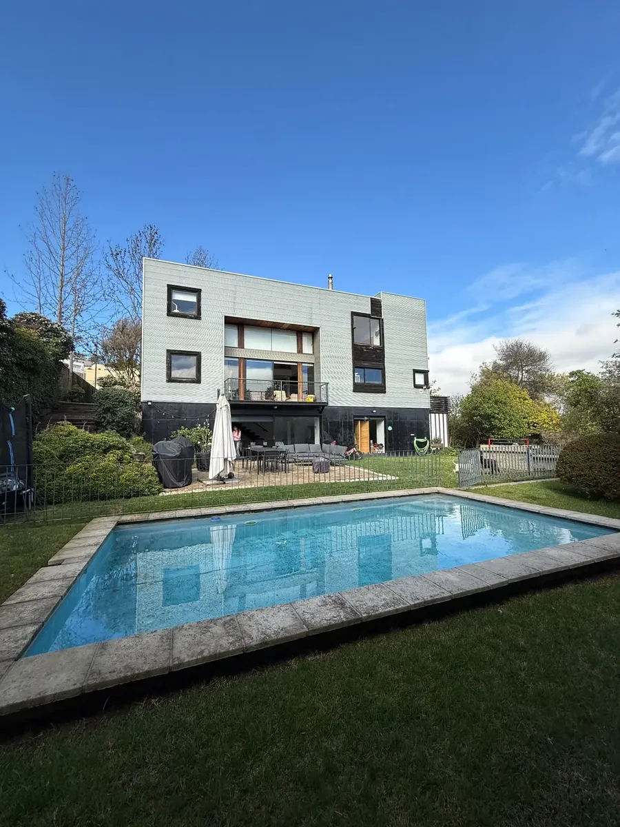Imagen 1 de 29 de Casa Extraordinaria En Sector Los Almendros Reñaca