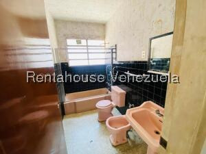 Casa De Uso Comercial En Alquiler En Los Palos Grandes