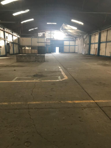 Imagen 2 de 8 de Granjas Esmeralda Rento Bodega 2680 M2
