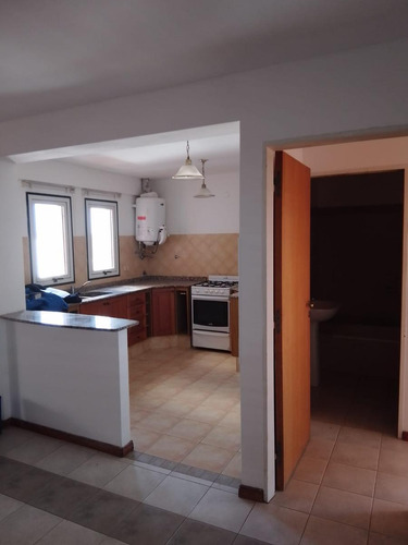 Departamento En Venta - 3 Dormitorios 2 Baños - Cochera - 400mts2 - Villa María, Córdoba