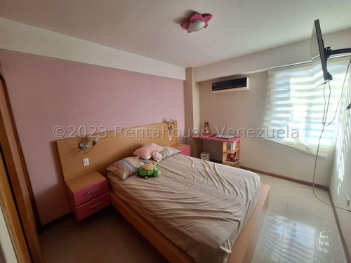 Marcos Gonzalez Vende Apartamento Semi Amoblado Zona Este Barquisimeto - Lara #25-7138