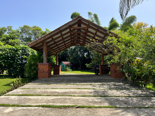 Espectacular Casa Grande En Venta En Jarabacoa