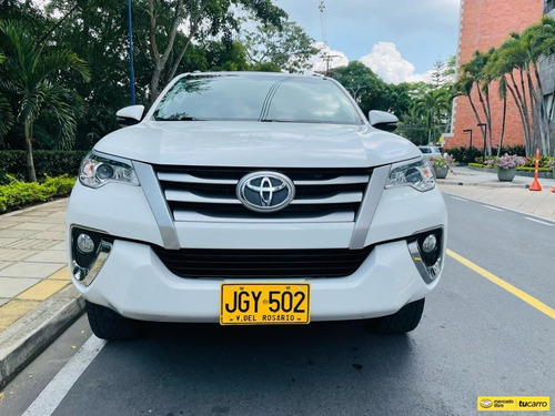 Toyota Fortuner 4x4 Diésel Automática 2.8l