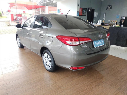 Imagem 7 de 12 de Yaris 1.5 16v Flex Sedan Xl Live Multidrive