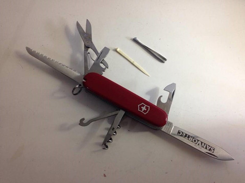 Canivete Suiço Victorinox Huntsman 15 Funções Semi Novo $199