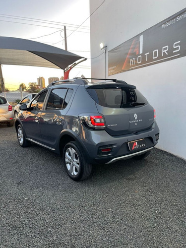 Imagem 4 de 14 de Renault Sandero 1.6 16v 4p Flex Sce Stepway Dinamique
