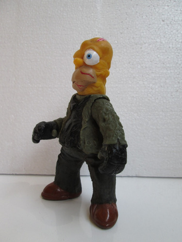 Figura De Acción Homero Los Simpsons 17cm (Usado)