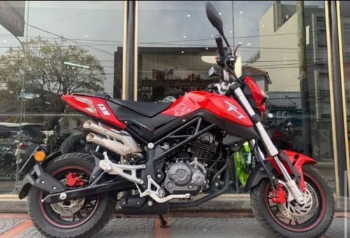 Imagen 11 de 18 de Benelli Tnt 135